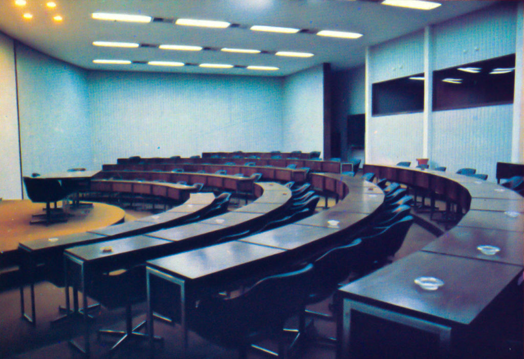 Implantação do Centro de Desenvolvimento em Administração (CDA) da FJP