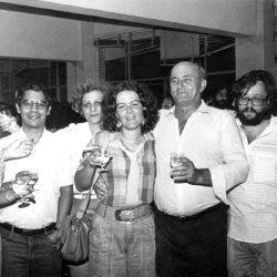 Festa de Natal dos funcionários da FJP (1984). A partir da esquerda: Maria Helena de Andrade, Geraldo da Silva, Lília Maria Gardenal da Silva Pereira, Maria de Fátima Cunha, José Ernesto Ballstaedt e Antônio Luiz Paixão